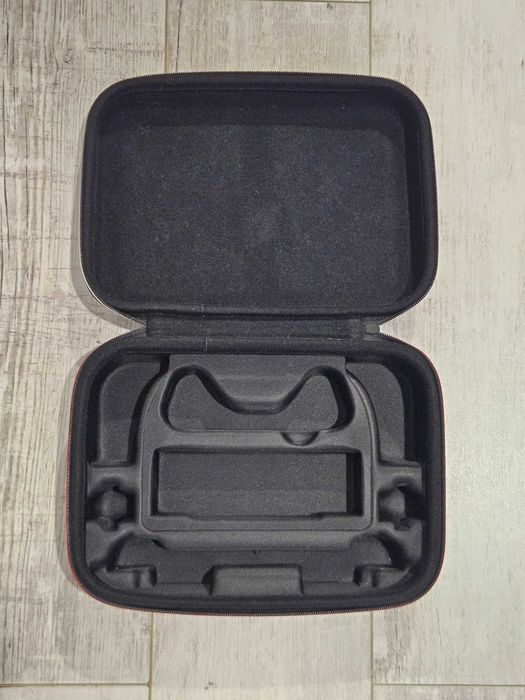 Duże etui / walizka transportowa Nintendo Switch – na konsolę i akcesoria