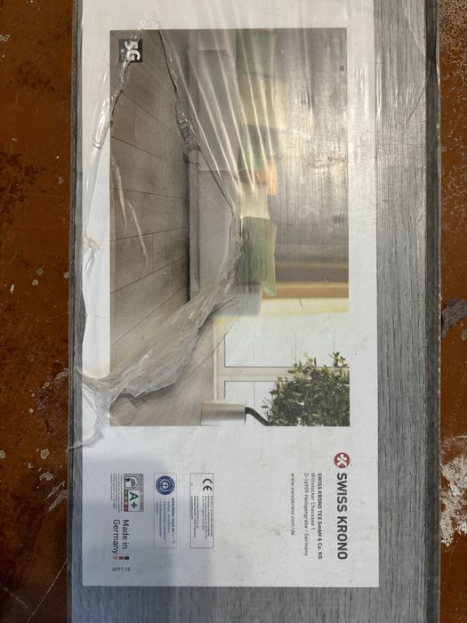 Продам ламинат новый