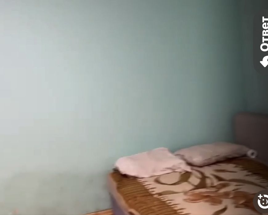 Для 4-х  осіб здається дві кімнати в  будинку  240 м з хазяіном (військовим) та двома собаками Суми