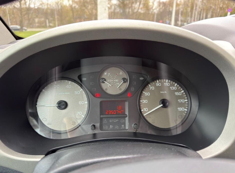 Citroen Berlingo 2014р 1.6 дизель