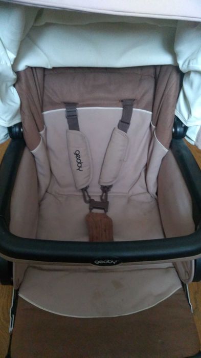 Продам дитячу коляску geoby