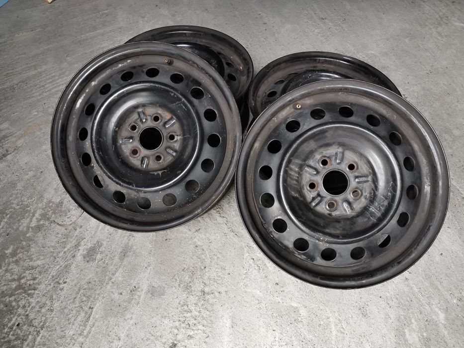 Felgi stalowe 16" ET45 5x100 54,1 Toyota Avensis II Prius