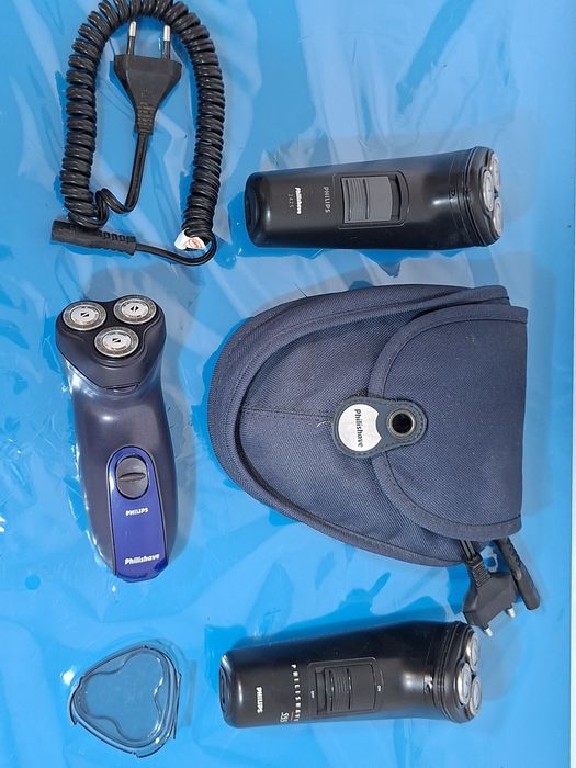 Maquinas de Barbear Philips  Philishave / Três maquinas com bolsa