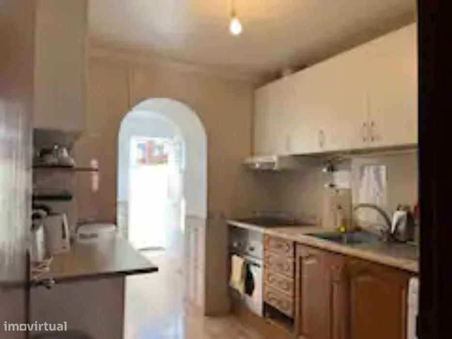 Quarto - localizado em Ajuda Lisbon