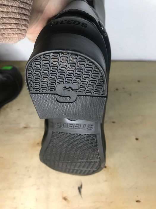 450.39. Ocieplane oficerki Steeds Cut r 39 Slim, łydka 33 cm +/-