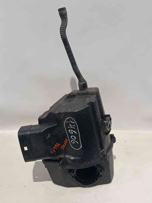 Caixa filtro ar SKODA Rapid Liftback (NH3)