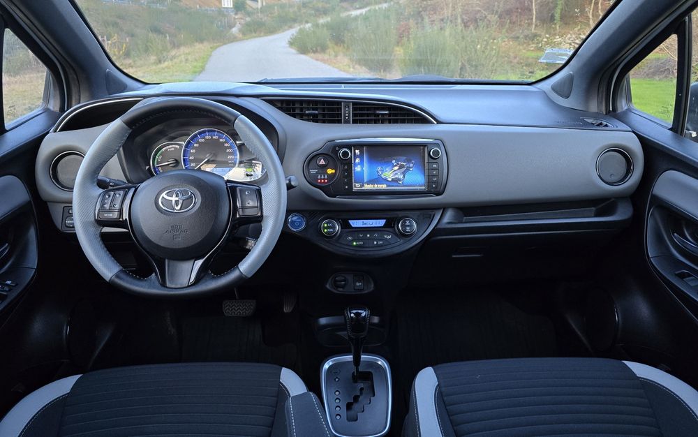 Toyota Yaris 1.5 Hybrid Nacional