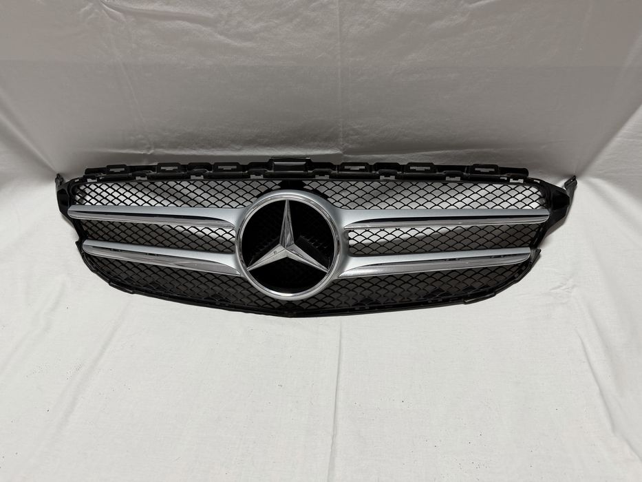 Grill Atrapa Mercedes C KLASA W205 14 - 18 r. CHROM