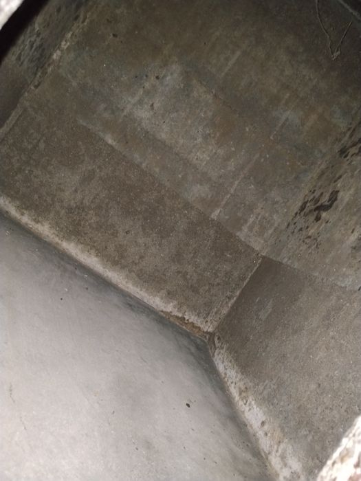 Cubas de vinho em cimento