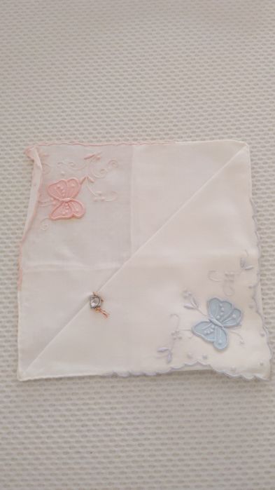 Lenços bordados Madeira