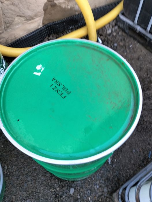 beczki metalowe kartonowe