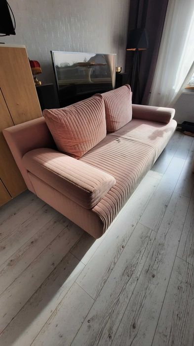 Sofa rozkładana mało używana
