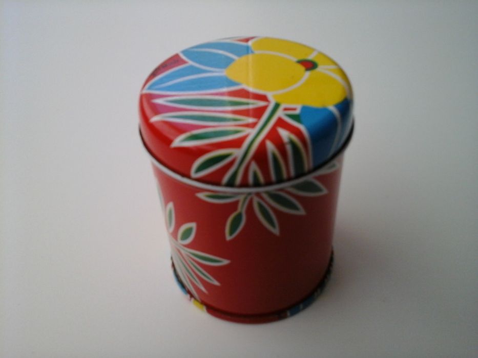 Conjunto 4 caixas em lata, anos 80