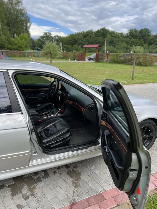 Bmw e39 Продам Бмв е39 переоформлення