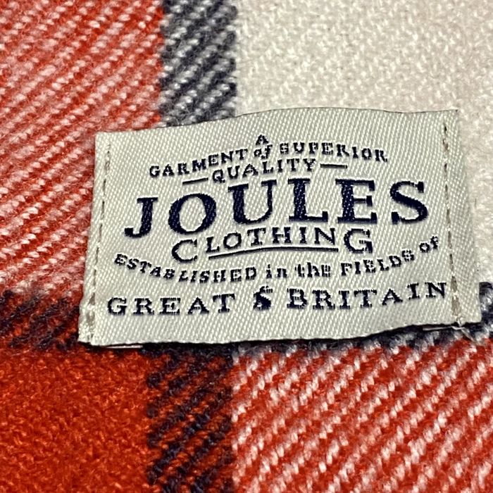 Ekegancki brytyjski szalik w kratkę