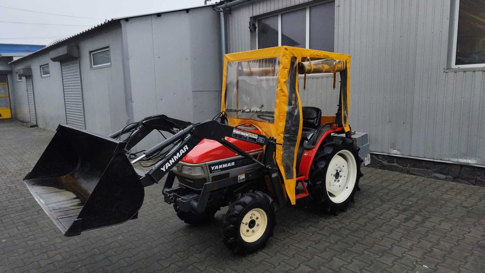 Japoński traktorek Yanmar F 210 TUR 4x4 21 KM Rewers Wspomaganie