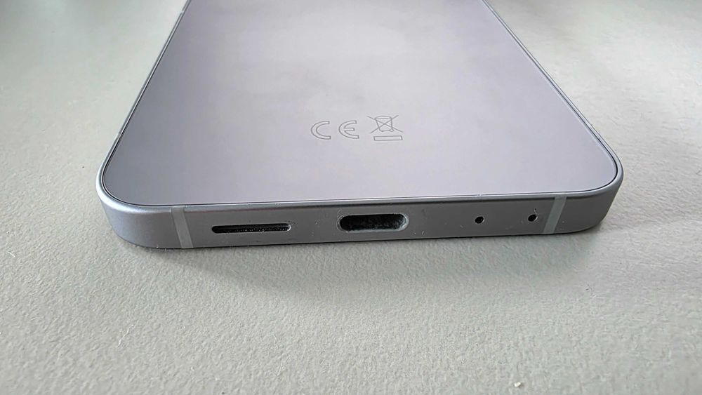 Samsung Galaxy Z Flip 6 Uszkodzony ekran Wrocław Wrocław Psie Pole • OLX.pl
