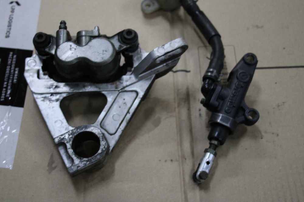 Zacisk Pompa Hamulcowa Yamaha R6 RJ03 99-02