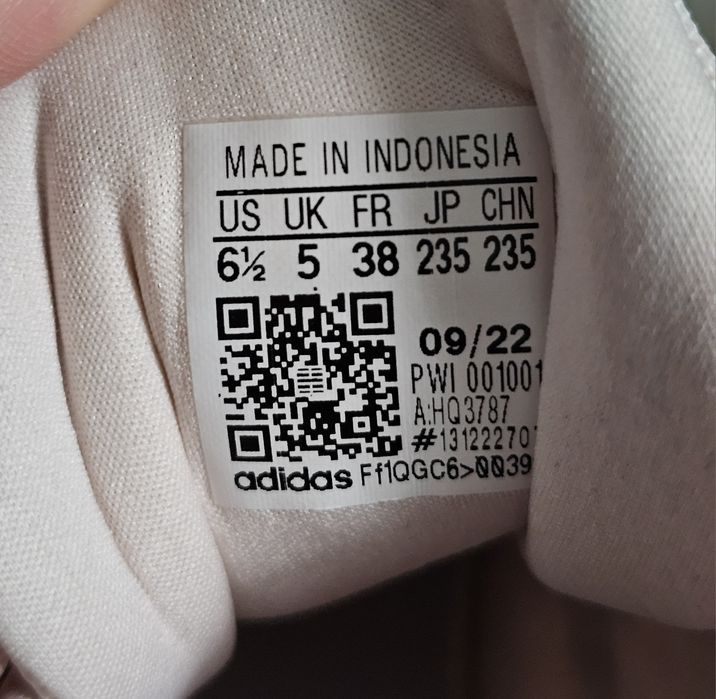 Buty Adidas Ultrabounce Rozmiar 38 Pudrowy Róż różowe do biegania