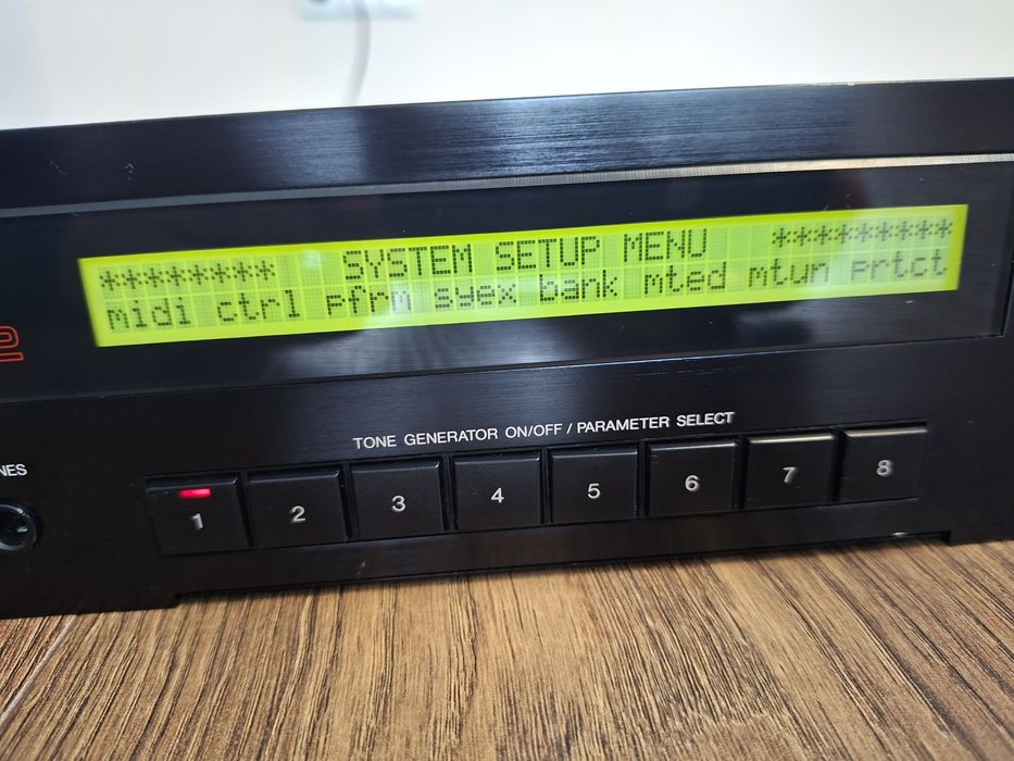 Yamaha TX 802 Yamaha DX7