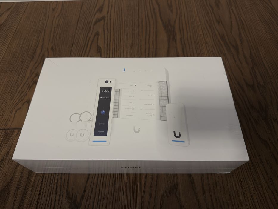 Ubiquiti UniFi Access Starter Kit-nowy