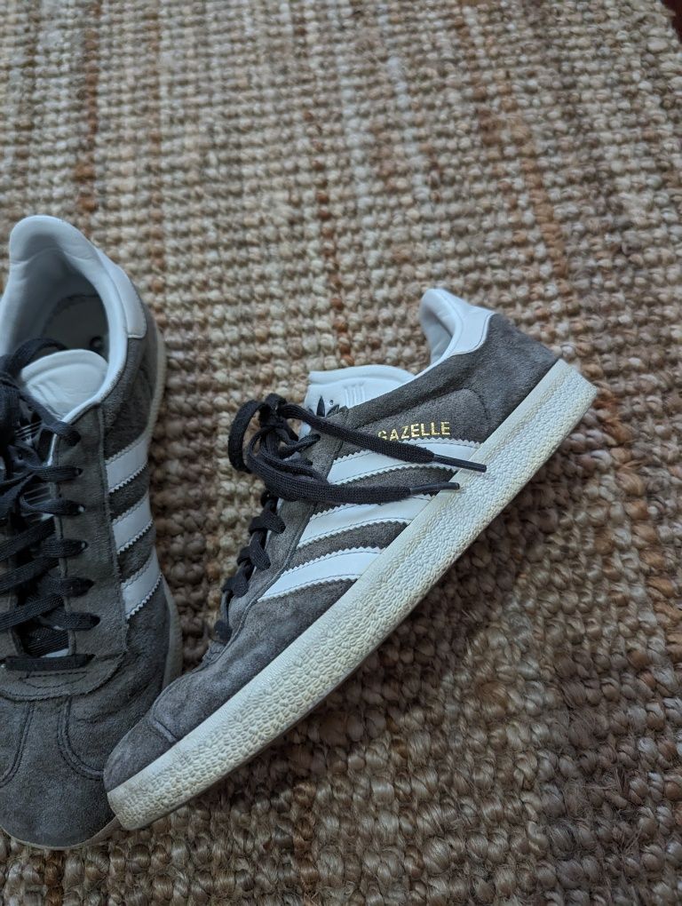 Gazelle cinza cheap