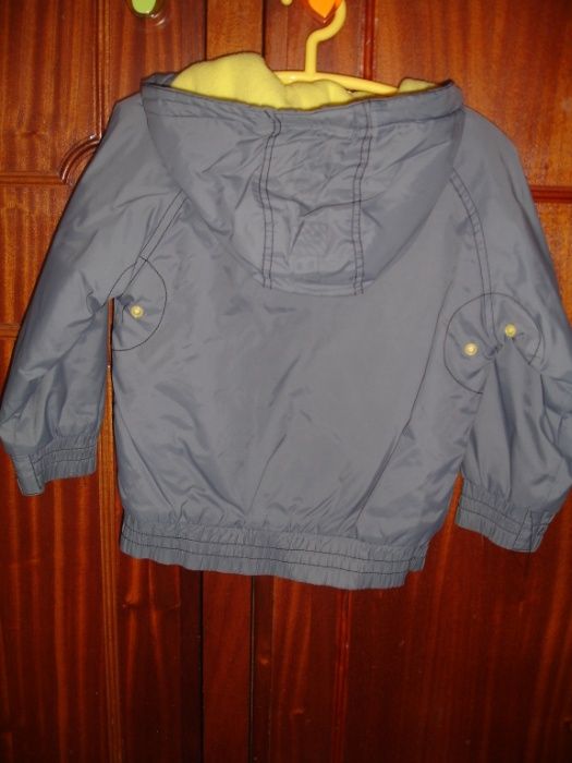 Parka Cinzenta e Sweats C/Capuz 4 anos