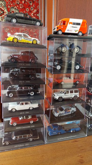 Маштабні моделі 1/43 авто.