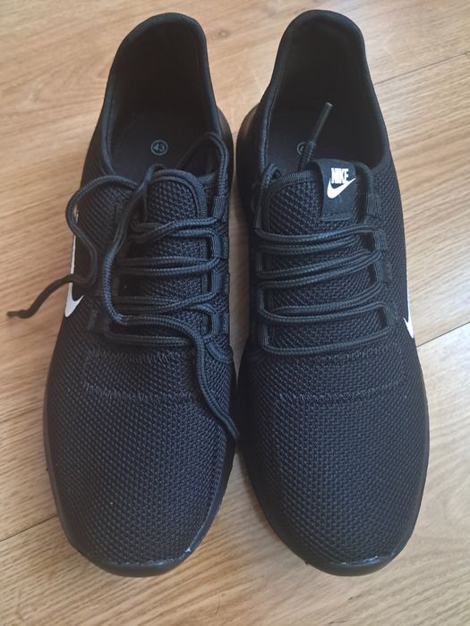 Buty sportowe rozm 42/43