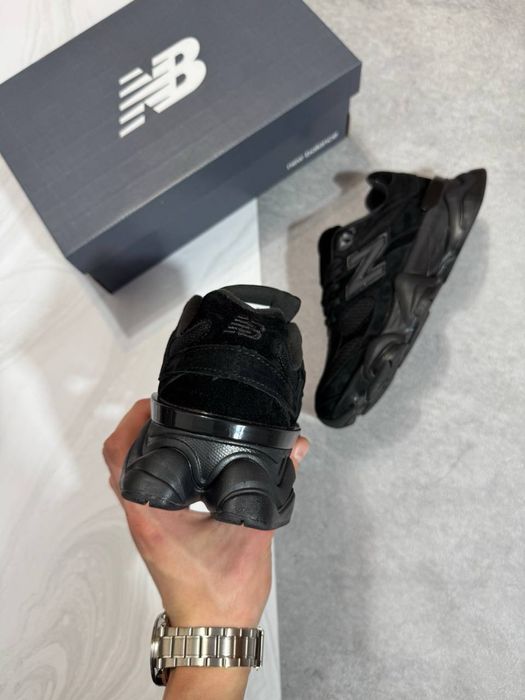 Чоловічі кросівки New Balance 9060 Black