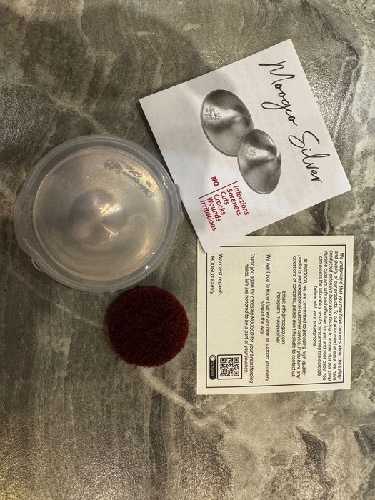 Америка, Срібні накладки для сосків, для годуючих мам