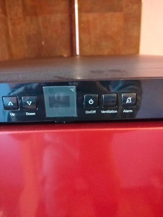 Arca de vinhos como nova