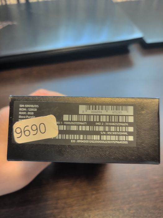 Самсунг s22 8/128