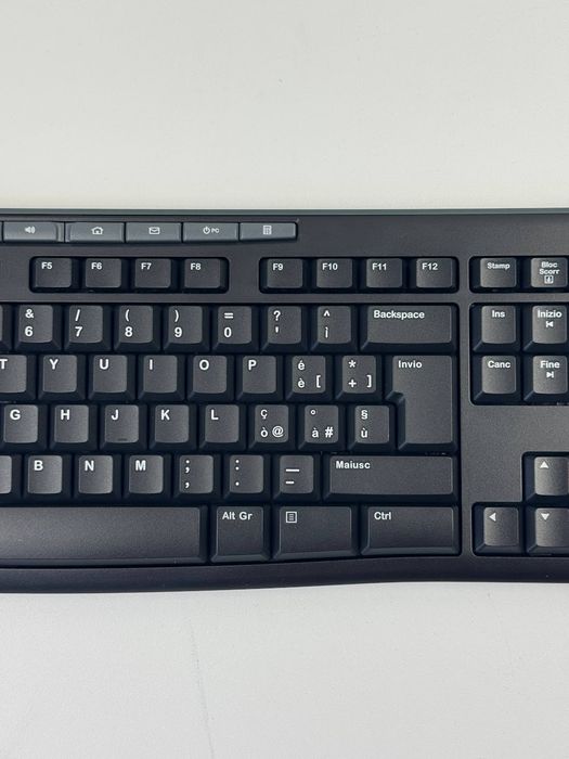 Комплект (клавіатура, миша) Logitech MK270 Wireless Combo Italian