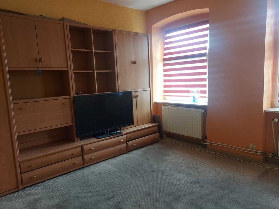 2 rozkładowe pokoje z ogrzewaniem w Śródmieściu - More