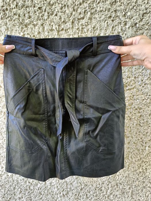 Спідничка з екошкіри