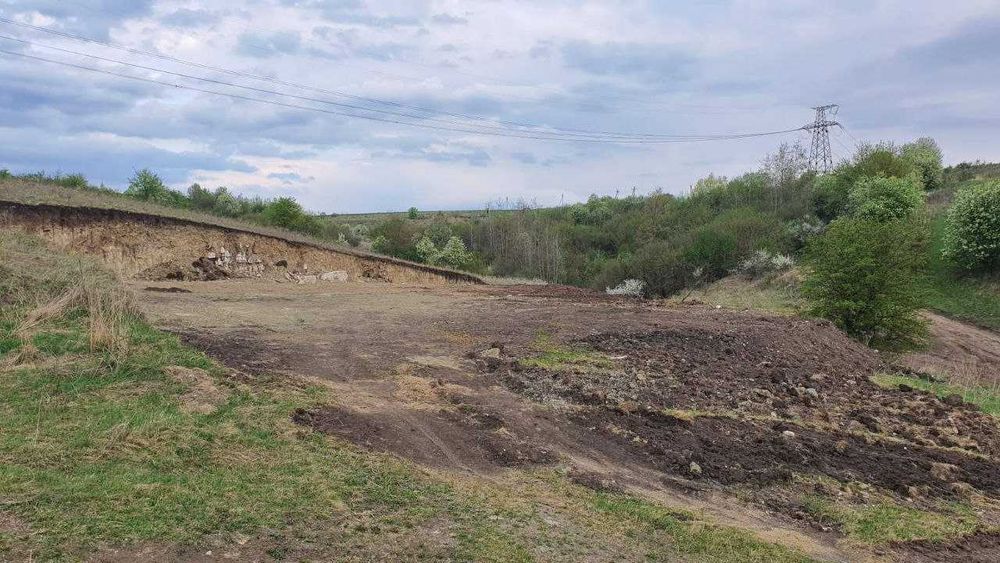 Продаж земельної ділянки Підлужжя