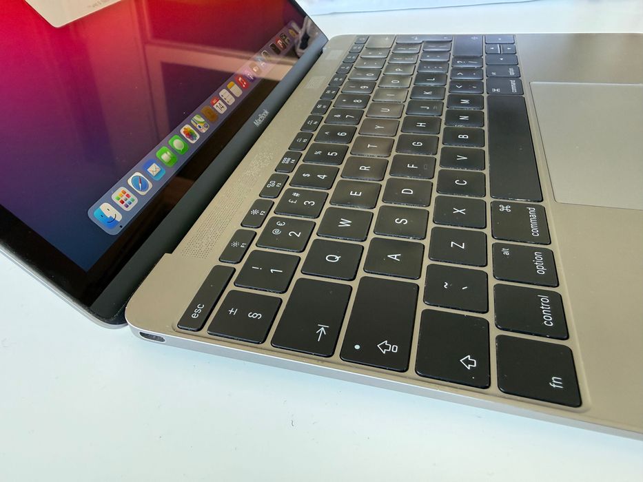 MacBook Air 12” 256G