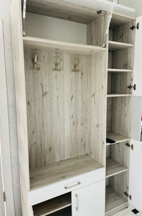 Прихожа в коридор