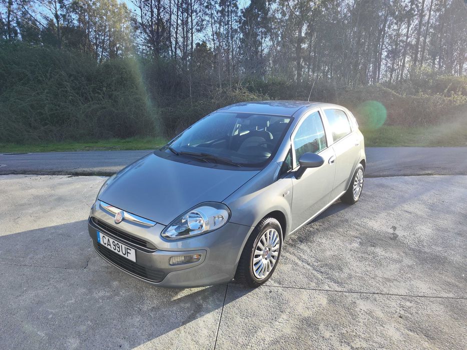 Fiat Punto Evo 1.4 16v Caixa de 6 vel. - 2010