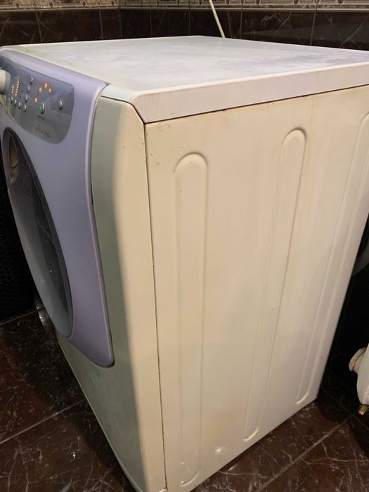 Пральна машина Ariston AQXL85