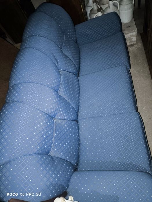 Sofá cama , 2 poltronas