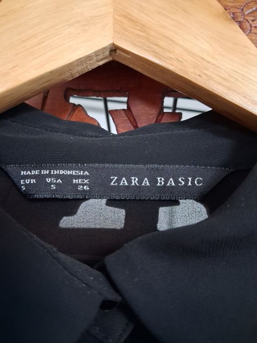 Vestidos como novos de várias marcas.