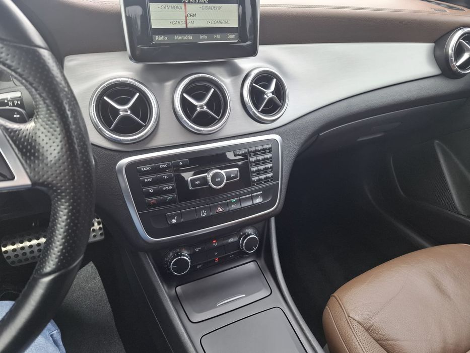 Mercedes-Benz CLA 220d AMG Auto