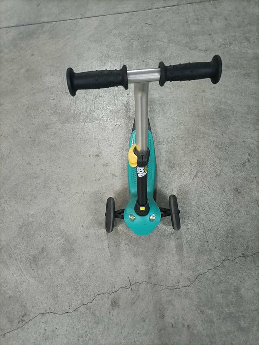 Bicicleta criança + Capacete + Trotinete + Patins extensíveis