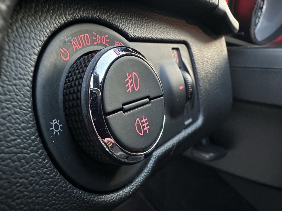 Продам автомобіль Opel Insignia