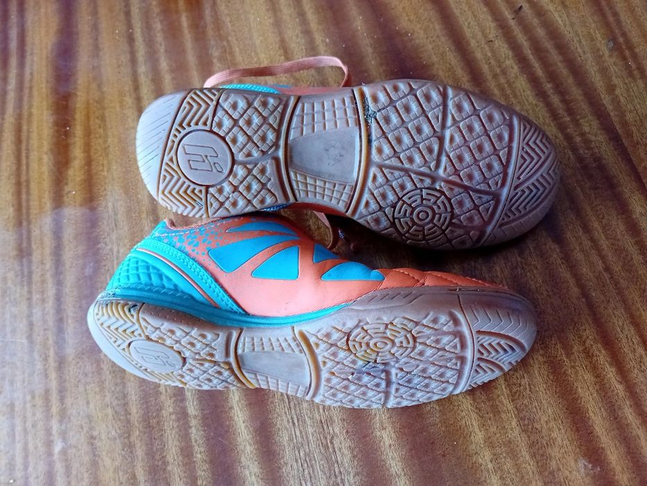 Buty halówki roz. 32