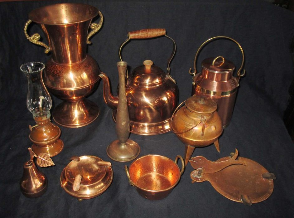Peças vintage em latão e cobre cinzeiro panela chaleira leiteira