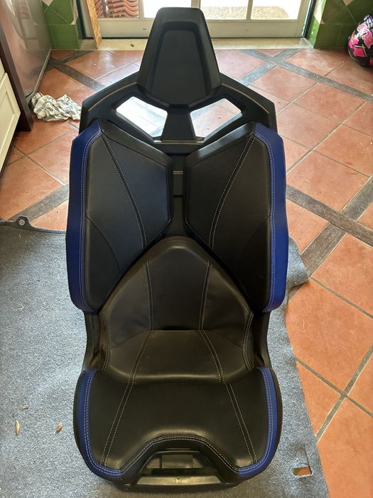 Baquet Polaris do modelo RZR Pro R