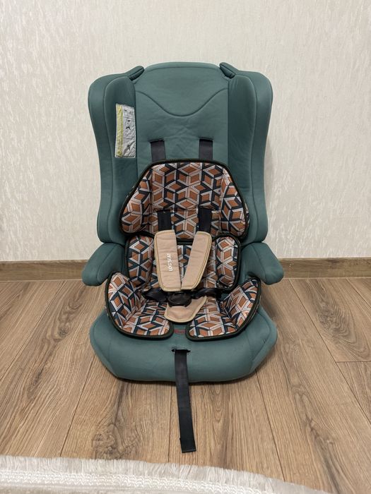 Дитяче автокрісло 9-36 кг